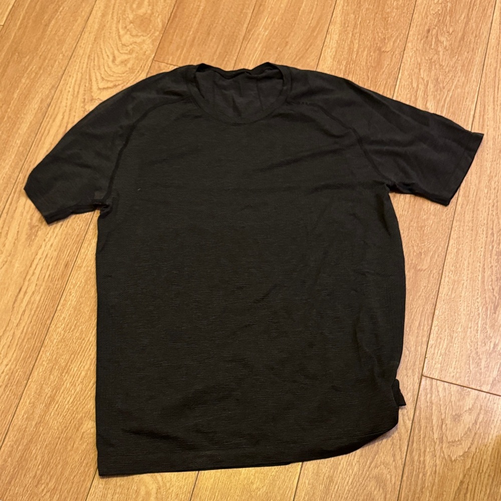 Lululemon Athletic T Shirt Black